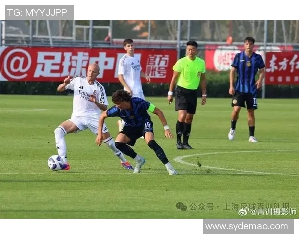 上海足球队在足球状态排行榜中荣获第4名展现强劲实力与潜力