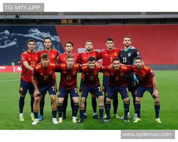 成都足球队与北京足球队赛后复盘团队协作分析与战术探讨 成都足球队与北京足球队赛后复盘团队协作分析与战术探讨