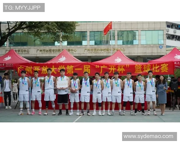 广州篮球队防守分析：优缺点及其对比赛结果的影响探讨